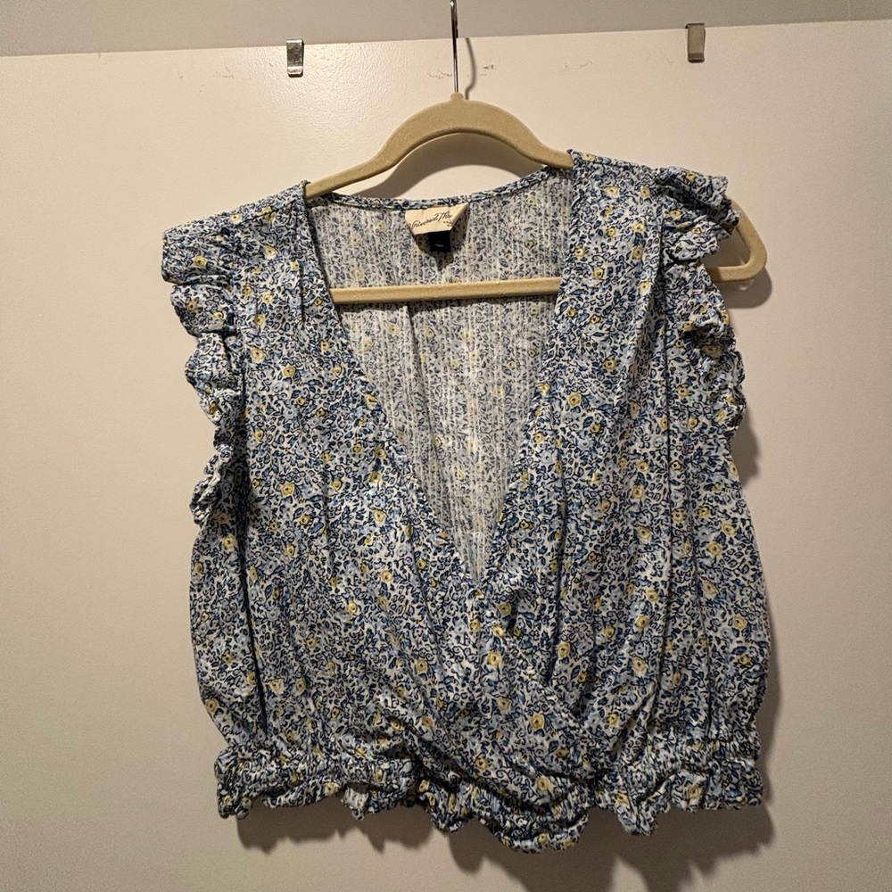 Floral Blue and White Women's Top